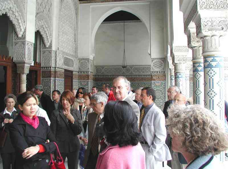 Paris 2005 (24) (Schappacher).jpg - ... visite de la Grande Mosquée de Paris...
